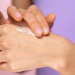 How-to-remove-tan-from-hands